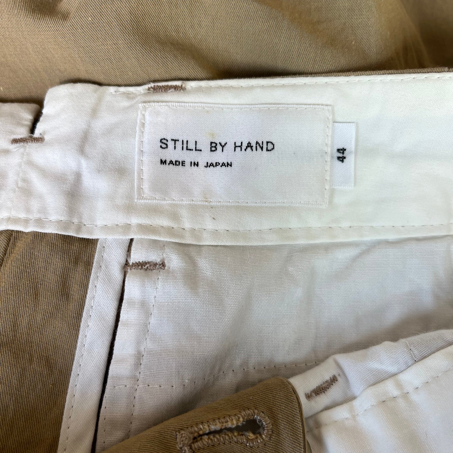 Pantalon torsadé haut