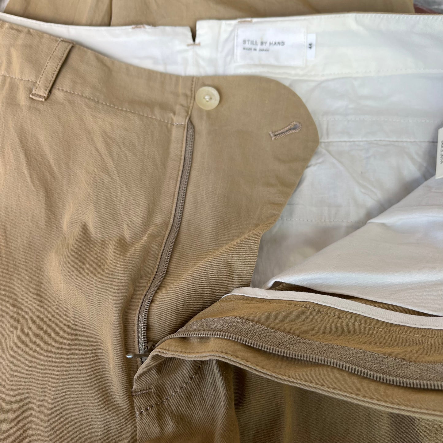 Pantalon torsadé haut