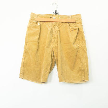 Short en velours côtelé