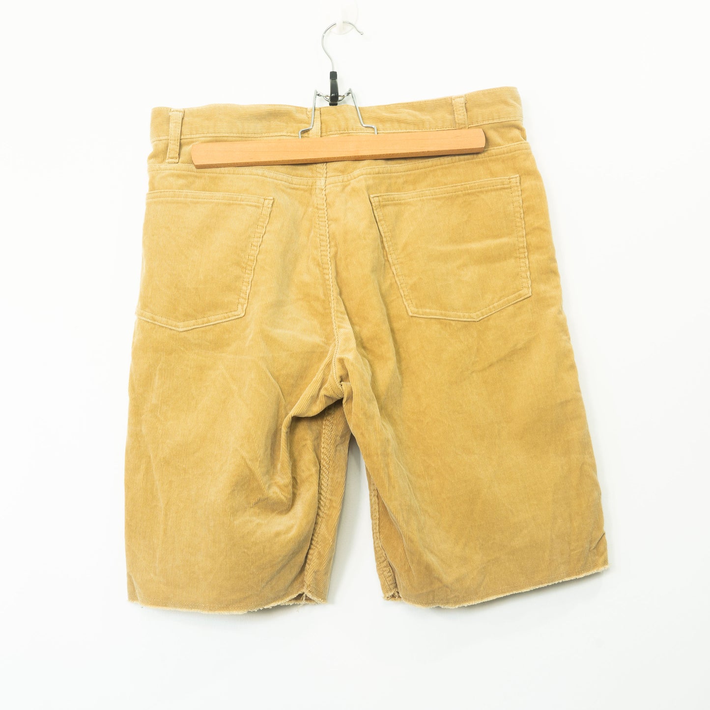 Short en velours côtelé