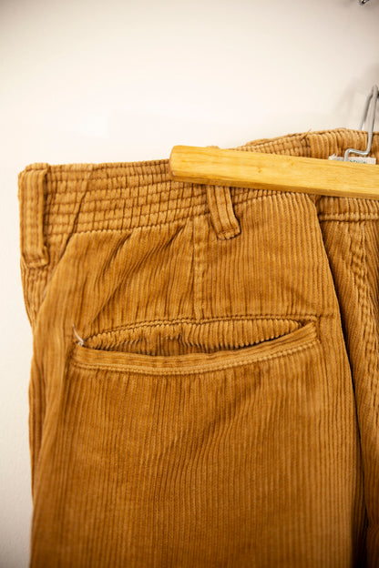 Pantalon en velours côtelé