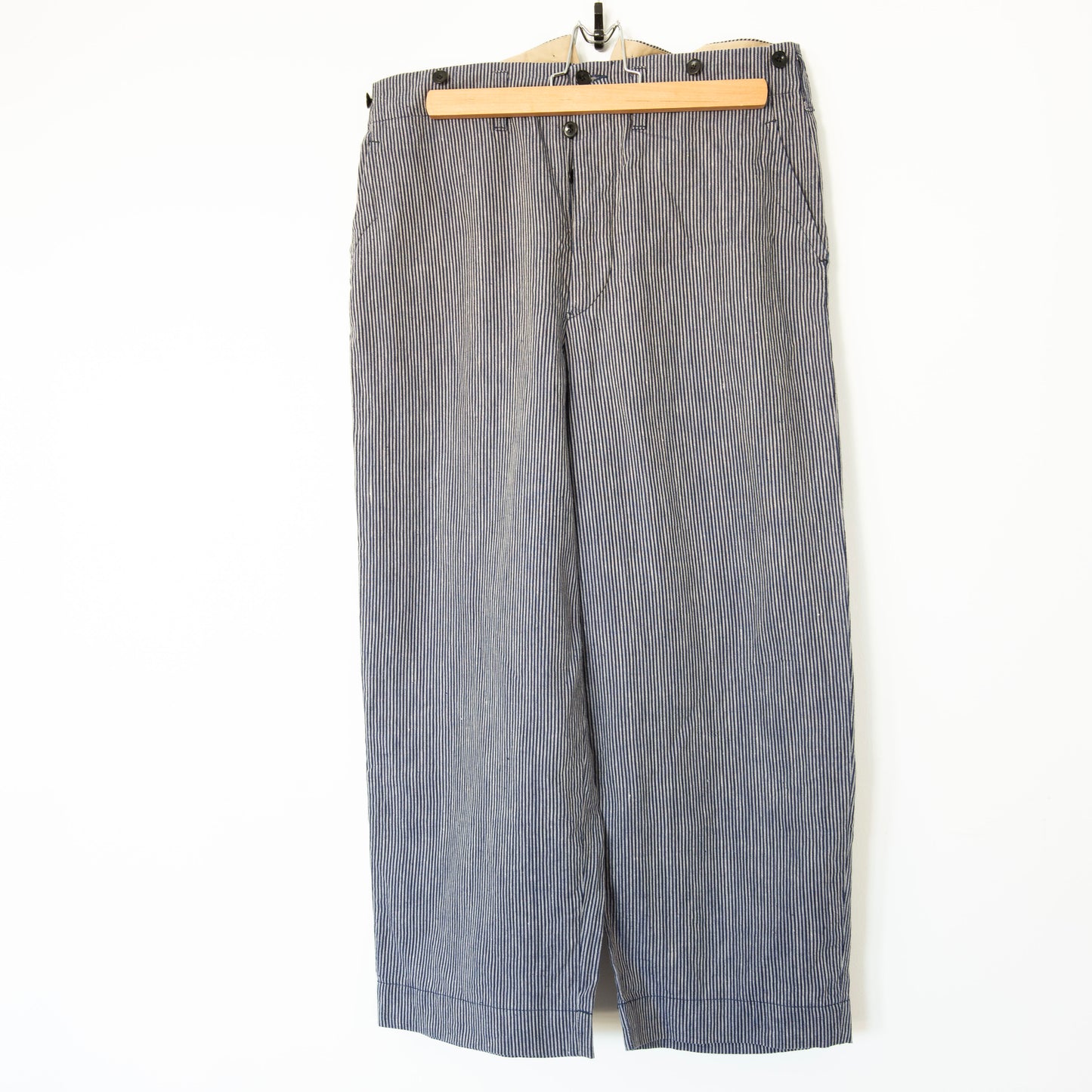 Pantalon en lin rayé