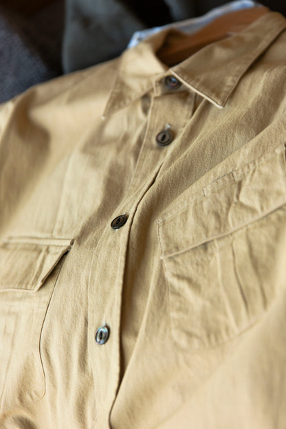 Chemise militaire