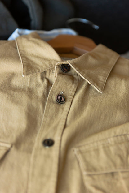 Chemise militaire