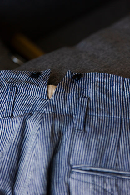 Pantalon en lin rayé