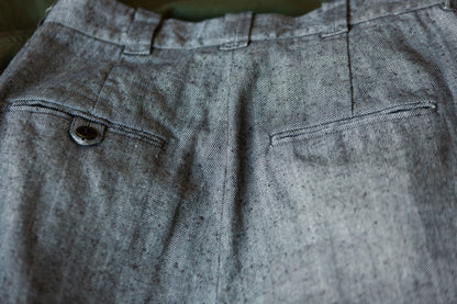 Pantalon en lin et soie motif chevron "herringbone"