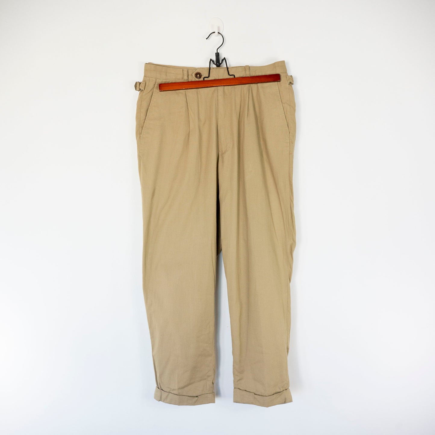 Pantalon avec pâtes de serrage