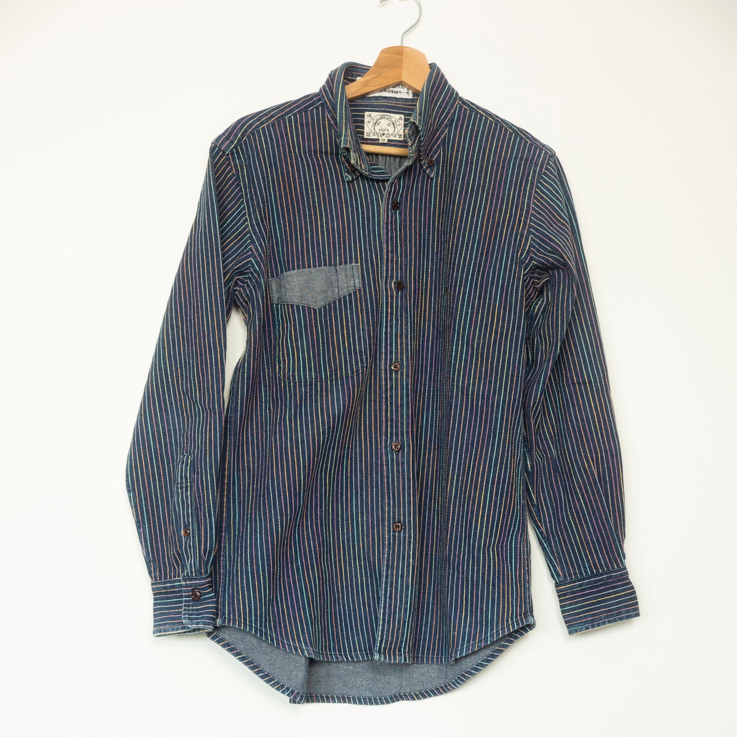 Chemise colorée rayée en coton épais